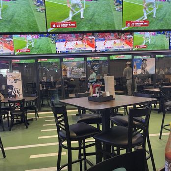 Wings Pizza N Things - Lots of TV's in the dining area! - Pizza Near Me - Temple, Texas Wings Pizza N Things - Lots of TV's in the dining area! - Pizza Near Me - Temple, Texas