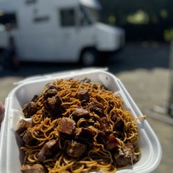 Tom Toms - Teriyaki steak and chow mein