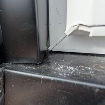Americas Best Choice - No caulk to prevent water from getting into the walls. - Windows Installation Near Me - Pataskala, Ohio Americas Best Choice - No caulk to prevent water from getting into the walls. - Windows Installation Near Me - Pataskala, Ohio