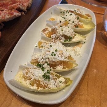 Jaleo - Endibias con Queso de Cabra y Naranjas - Spanish Near Me - Washington, DC, District of Columbia Jaleo - Endibias con Queso de Cabra y Naranjas - Spanish Near Me - Washington, DC, District of Columbia