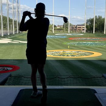 Topgolf - Sports Bars Near Me - Woodbury, Minnesota