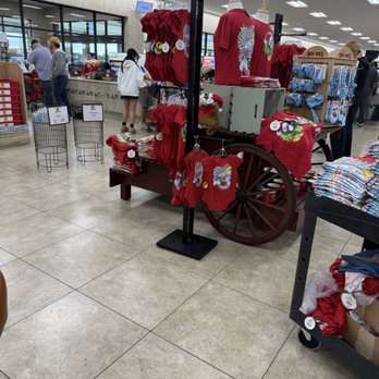 Buc-ee’s - Gas Stations Near Me - Mount Crawford, Virginia Buc-ee’s - Gas Stations Near Me - Mount Crawford, Virginia