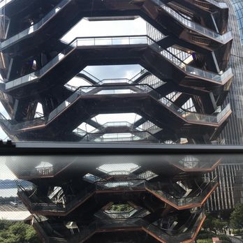 Queensyard - Direct view of the vessel - Modern European Near Me - New York, New York