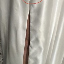 The Wedding Seamstress - This is the Mickey Mouse stitch they did to make the slit passable.