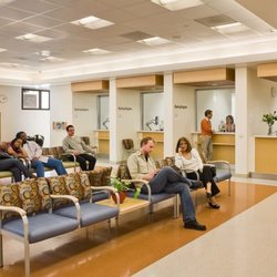 Kaiser Permanente - Heavy Crowds Here, ALL OF THE TIME.
