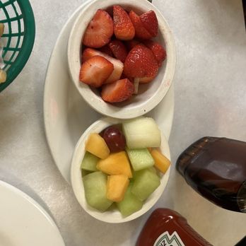 EJ's Luncheonette - Fresh Fruit Bowl - Diners Near Me - New York, New York