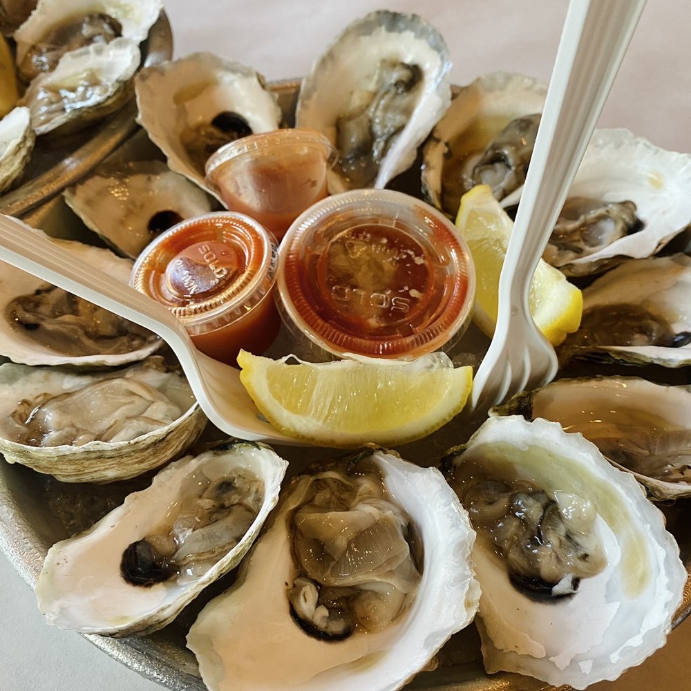 Cap't Loui - A dozen of the Tuesdays $1 Oysters! - Cajun/Creole Near Me - Providence, Rhode Island