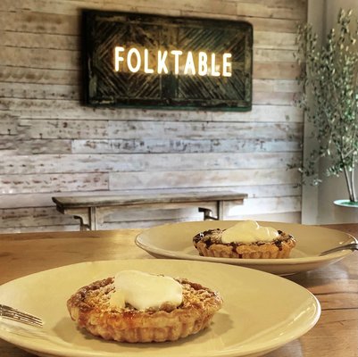 Folktable Restaurant by null
