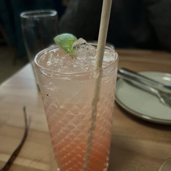 Pomelia - Prosecco spritz - Italian Near Me - Brunswick, Maine