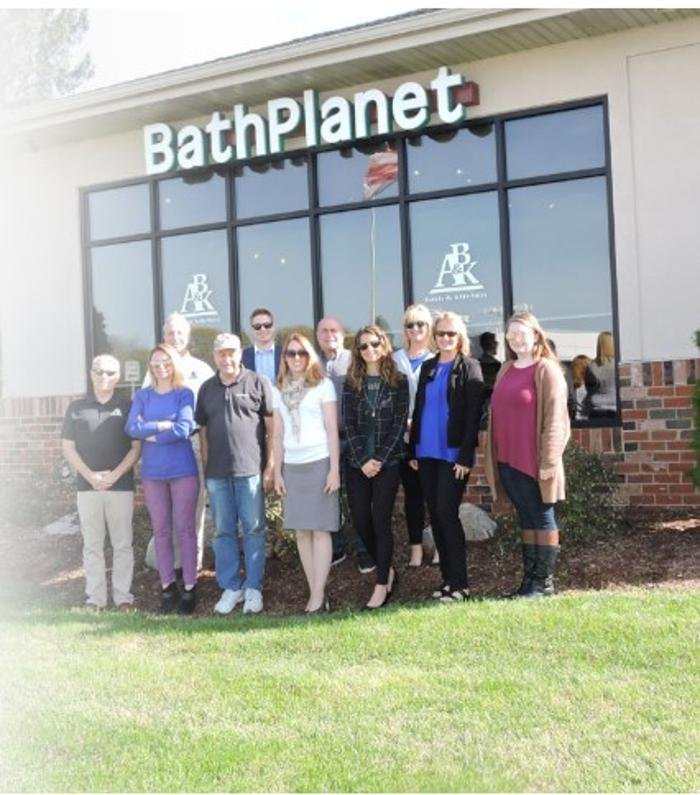 BATH PLANET OF MILWAUKEE - Updated July 2025 - 23 Photos - 3636 S 108th ...