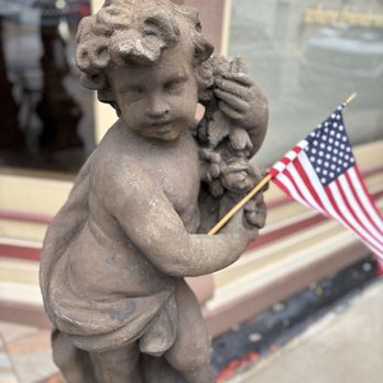 Farina's Winery & Cafe - Cafes Near Me - Granbury, Texas Farina's Winery & Cafe - Cafes Near Me - Granbury, Texas