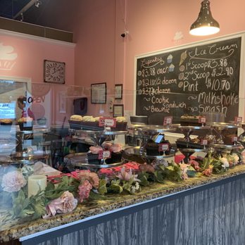 Smallcakes Cupcakery - Cupcake are - Cupcakes Near Me - Port Saint Lucie, Florida Smallcakes Cupcakery - Cupcake are - Cupcakes Near Me - Port Saint Lucie, Florida