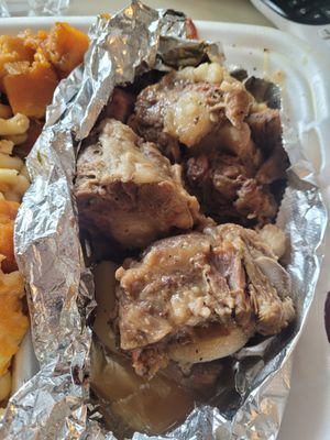 Central Kitchen by null