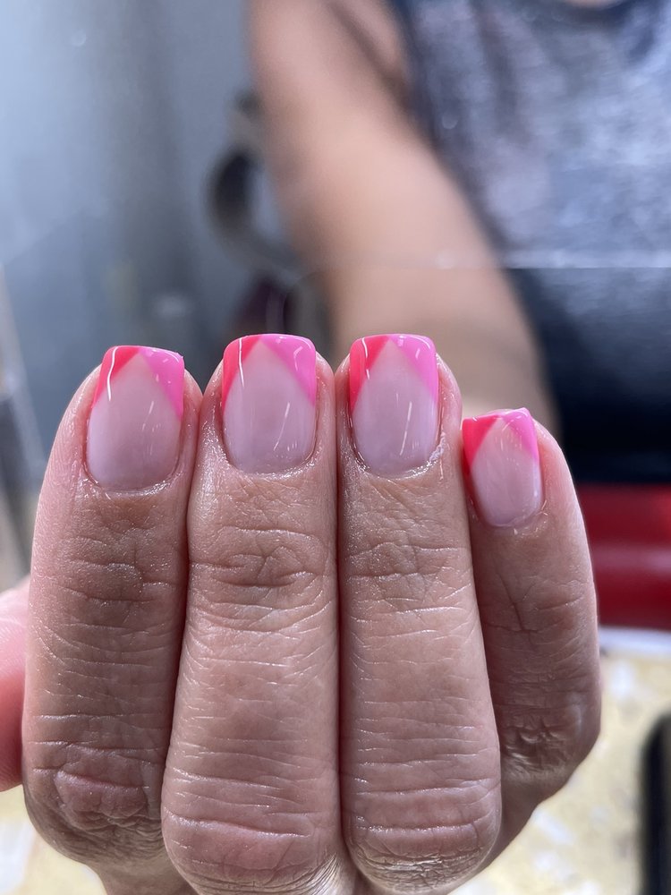 LIN NAILS Updated October 2024 275 Photos & 61 Reviews 28860 S