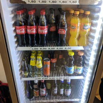 Un po' di pizza - The quickest spot to pick up my glass coke obsession. - Pizza Near Me - Rome, RM