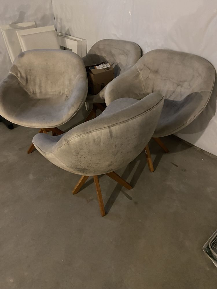 Busseys Upholstery Foam N Fabric - upholstery in Cleveland Heights, OH