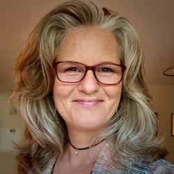 Rocio Guitard Vocal Studio - Rocío Guitard, Owner and Master Instructor