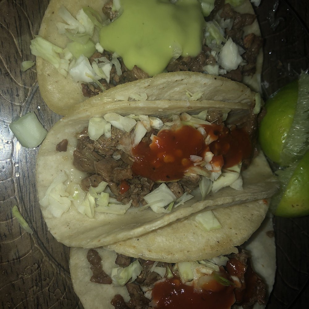Tacarbon - Carne asada tacos with cabbage red salsa and guacamole - Mexican Near Me - Phoenix, Arizona Tacarbon - Carne asada tacos with cabbage red salsa and guacamole - Mexican Near Me - Phoenix, Arizona