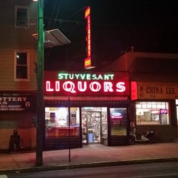 Stuyvesant Liquors - Store front