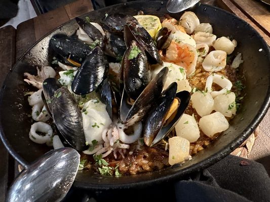 JAMÓN JAMÓN by null