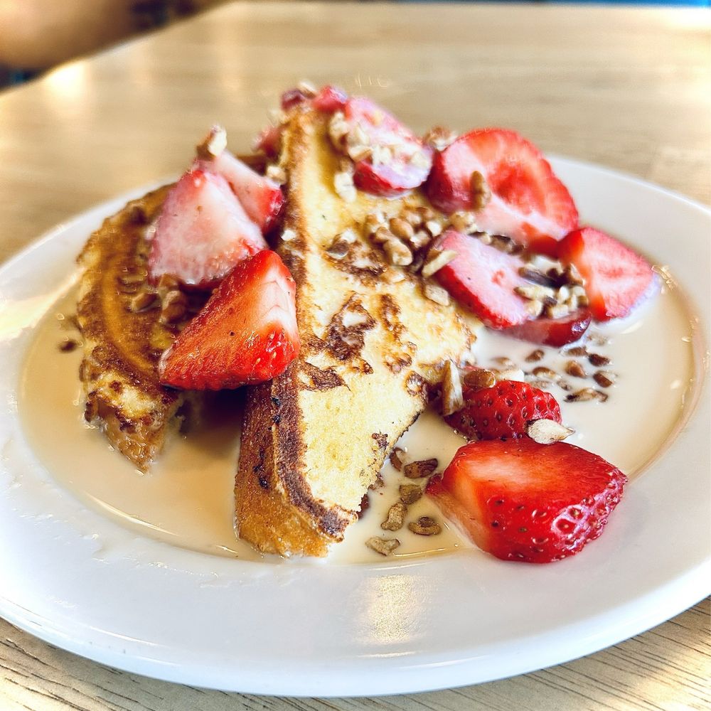 The Cracked Egg - French toast leche - Breakfast & Brunch Near Me - Chicago, Illinois