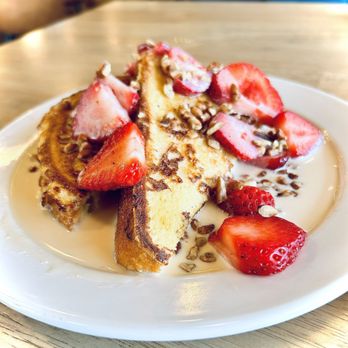 The Cracked Egg - French toast leche - Breakfast & Brunch Near Me - Chicago, Illinois The Cracked Egg - French toast leche - Breakfast & Brunch Near Me - Chicago, Illinois