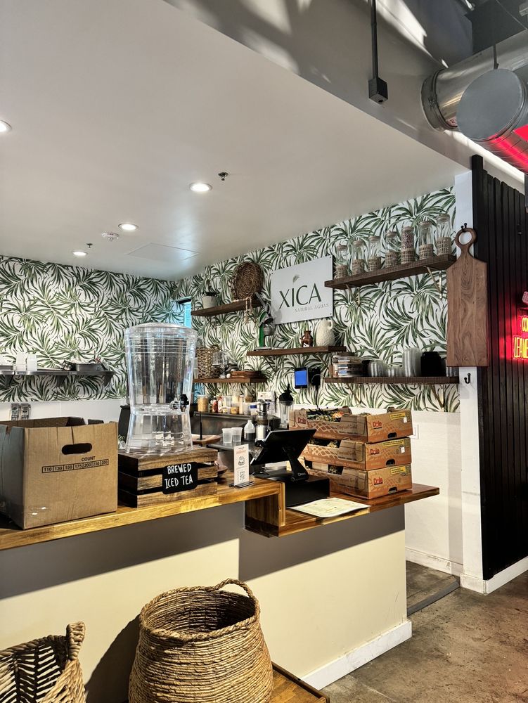 XICA WHOLE FRUIT SMOOTHIES & BOWLS 25 Photos 606 Dennis St, Houston