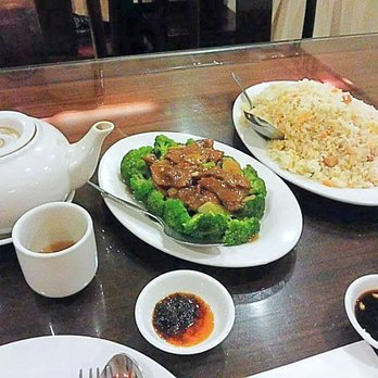 yang chow restaurant contact number