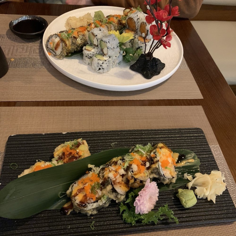 Dynamic Roll, Godzilla Roll Dynamic Roll, Godzilla Roll