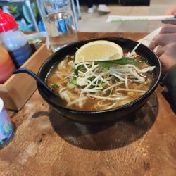 Mr. Nam - Beef pho