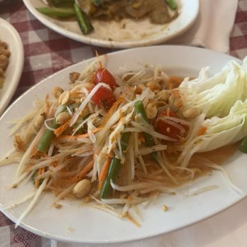Siam Thai Restaurant - Papaya Salad - Thai Near Me - Chesterfield, Missouri Siam Thai Restaurant - Papaya Salad - Thai Near Me - Chesterfield, Missouri