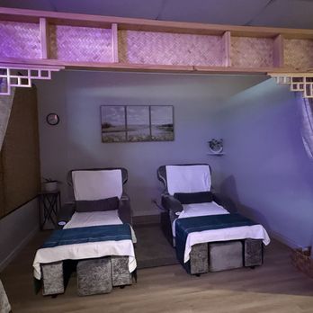 Ocean Massage - Massage chairs - Massage Near Me - Honolulu, Hawaii Ocean Massage - Massage chairs - Massage Near Me - Honolulu, Hawaii