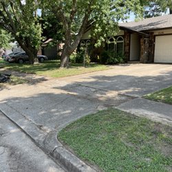 Boomin' Greens Lawn Care - Broken Arrow house!