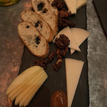 El Born - Cheese selection - Spanish Near Me - Brooklyn, New York