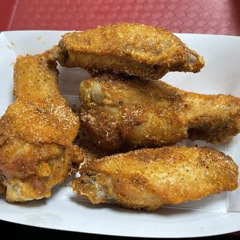 Shlap Muan Chicken Wings - Spicy Cambodian dirt - okay but not spicy - Chicken Wings Near Me - Long Beach, California