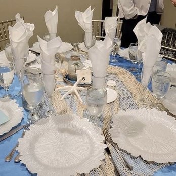 Coco Palm Restaurant - Table decor set up - Cuban Near Me - Pomona, California