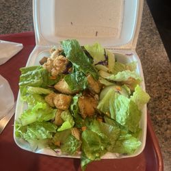 Joe's Mesquite Grill - Crispy chicken salad.