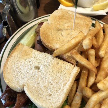 Willow Ranch - BLT with avocado & fries the best fries ever. I they dredge in flour. - Barbeque Near Me - Buttonwillow, California