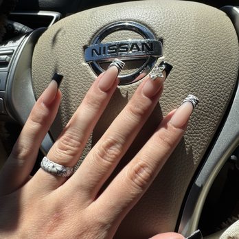One 51 Nail Bar - Y2K inspired nail set - Nail Salons Near Me - San Antonio, Texas