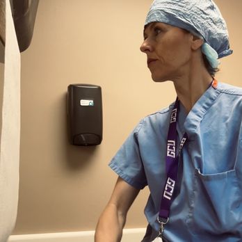 Hart MD MedSpa - Dr. Hart preparing for surgery 3 - Aestheticians Near Me - Goodyear, Arizona Hart MD MedSpa - Dr. Hart preparing for surgery 3 - Aestheticians Near Me - Goodyear, Arizona