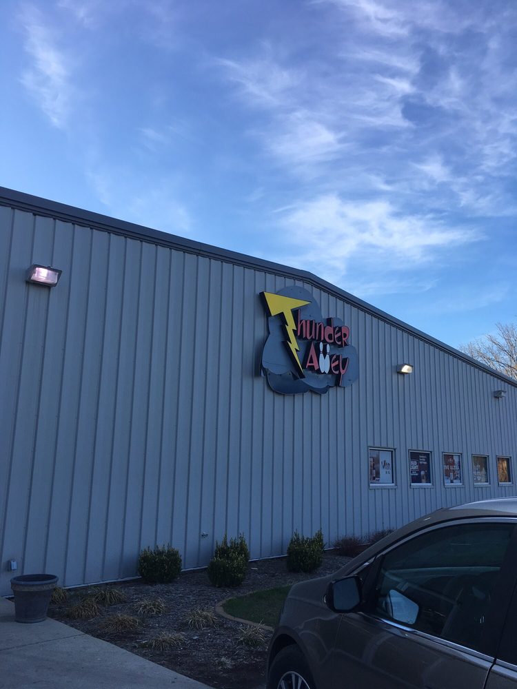 THUNDER ALLEY Updated September 2024 1011 Hwy 19 N, Owensville, Missouri Bowling Phone