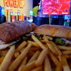 Dave & Buster's