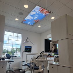 Bruce E Farrell, DDS