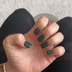 Dip powder on natural nails- matte top coat