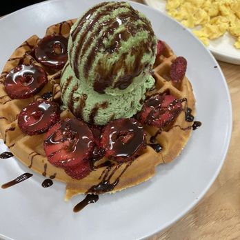 The Breeze Cafe - Matcha waffle - Breakfast & Brunch Near Me - Newark, California