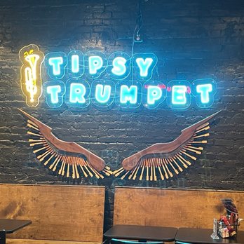 Tipsy Trumpet - Inside - Bars Near Me - New Orleans, Louisiana Tipsy Trumpet - Inside - Bars Near Me - New Orleans, Louisiana