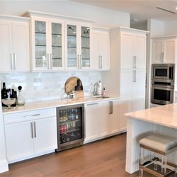 Sun Bay Builders - New 4,900+ sqft. custom home in St. Pete's Patrician Point neighborhood