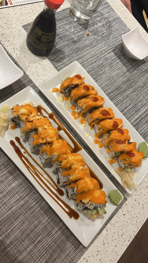 Kinja Sushi Logo