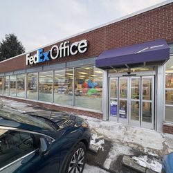 FedEx Office Print & Ship Center - Storefront