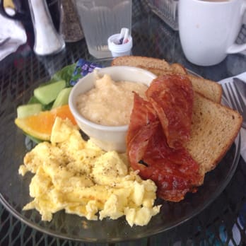 East Shore Cafe - Cafe breakfast, fall weather, alfresco dining, good friends, PRICELESS ! - Breakfast & Brunch Near Me - Daphne, Alabama